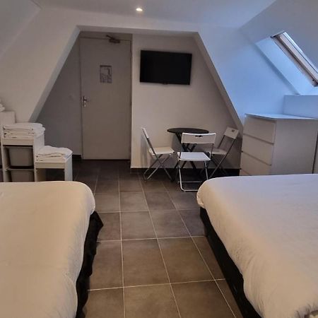Hotel Sainte-Barbe Guignes-Rabutin ภายนอก รูปภาพ