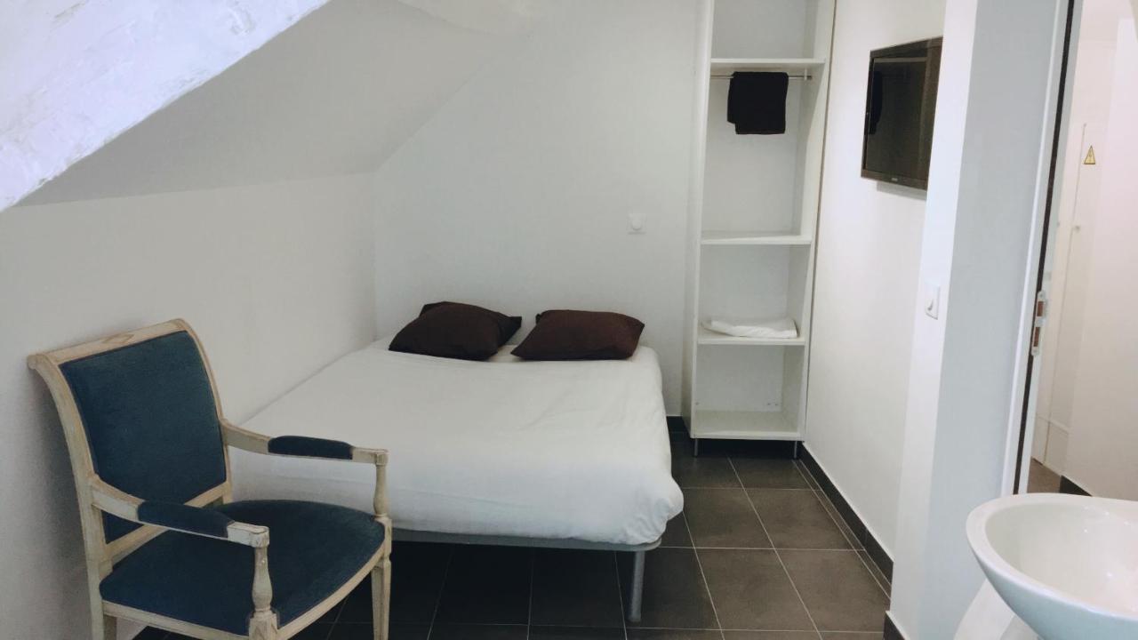 Hotel Sainte-Barbe Guignes-Rabutin ภายนอก รูปภาพ